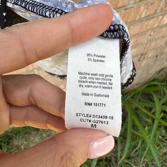 Floral Black and White Dress - Picture 6 of 7